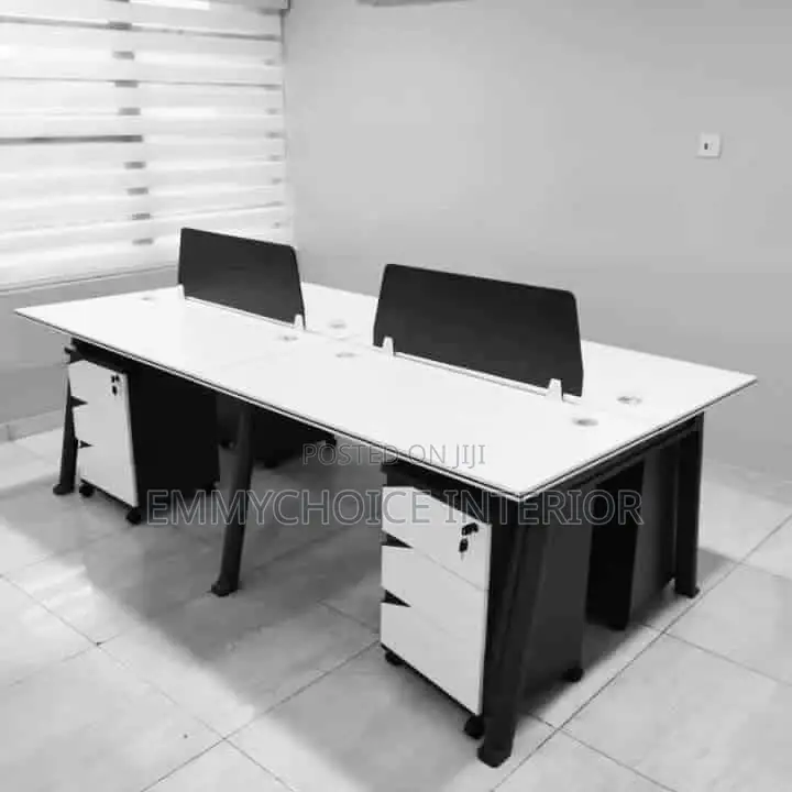 4 Person Cluster Work Station