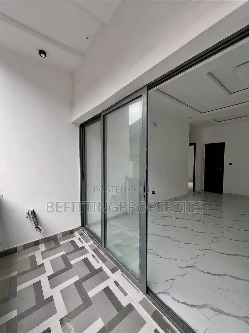 2bdrm Apartment in Ajah for sale