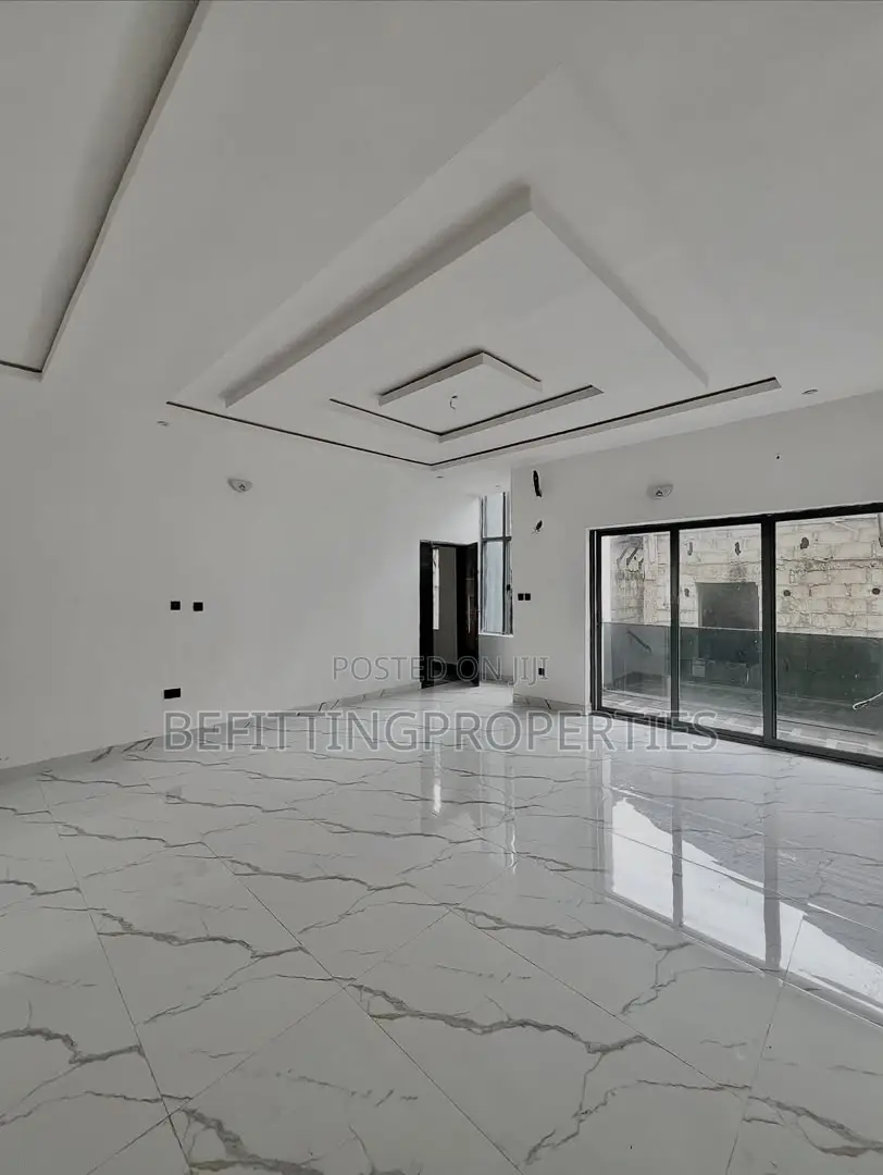 2bdrm Apartment in Ajah for sale