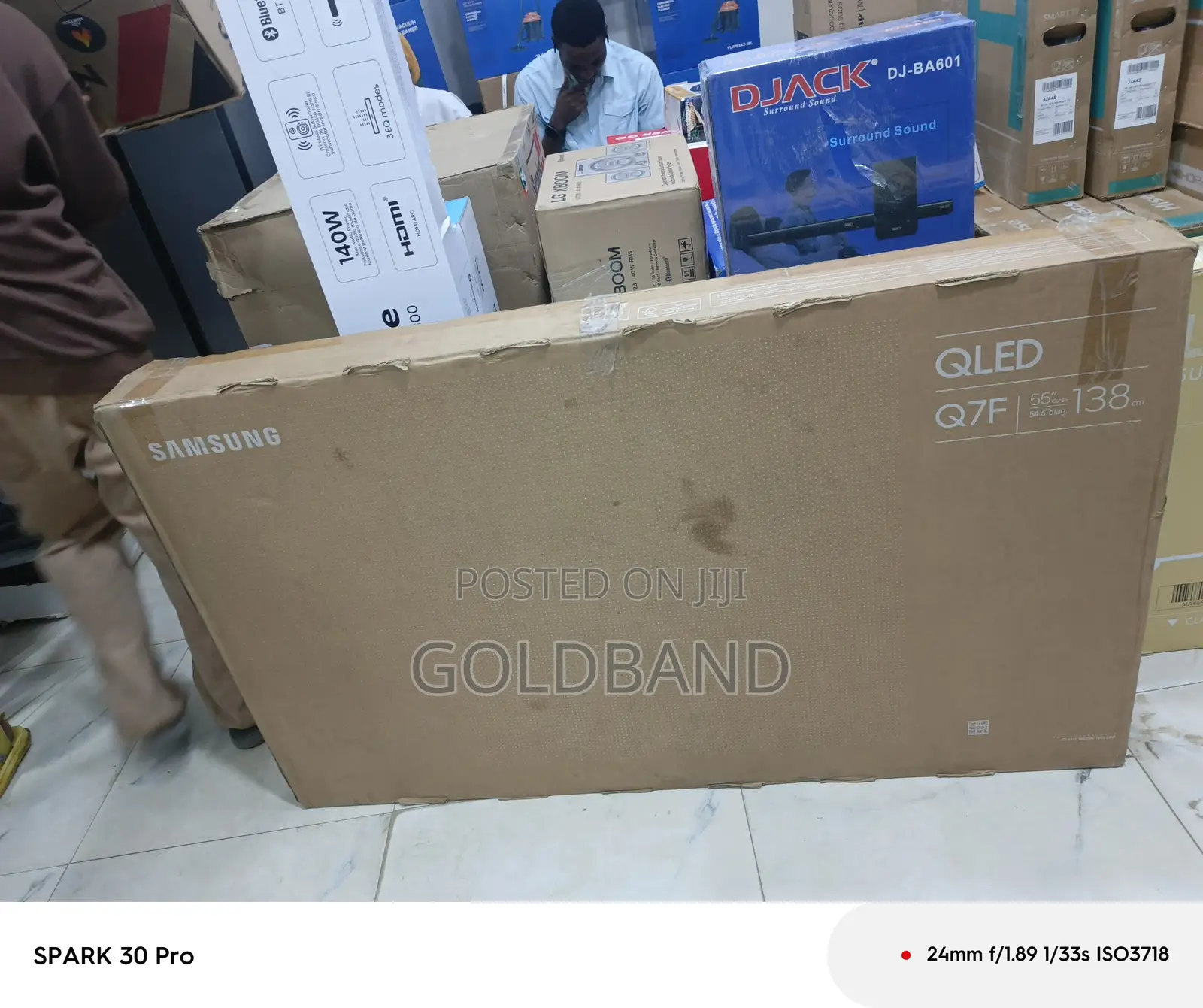 Samsung 55-Inch QLED TV – Luxury Viewing Made Smarter