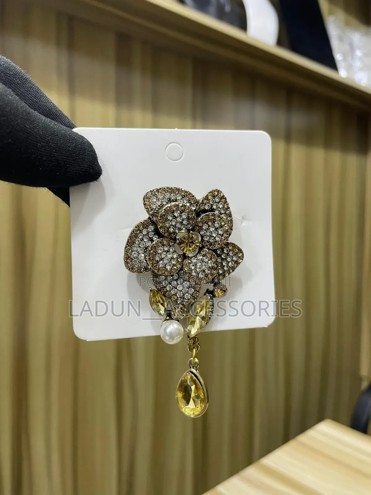 Vintage Crystal Flower Brooch