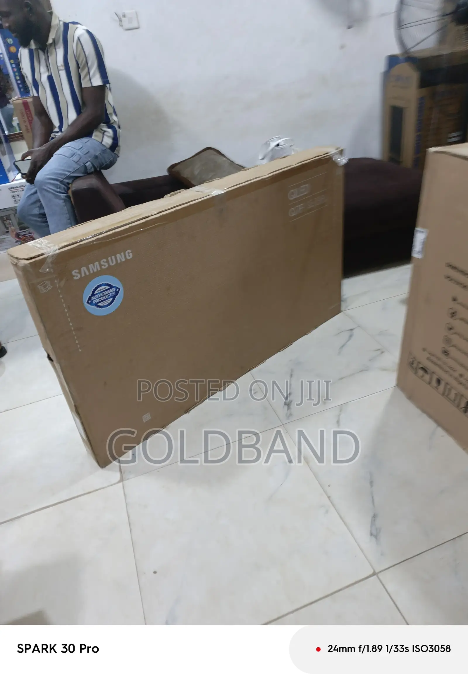 Samsung 55" QLED Smart TV – Experience Every Detail in 
