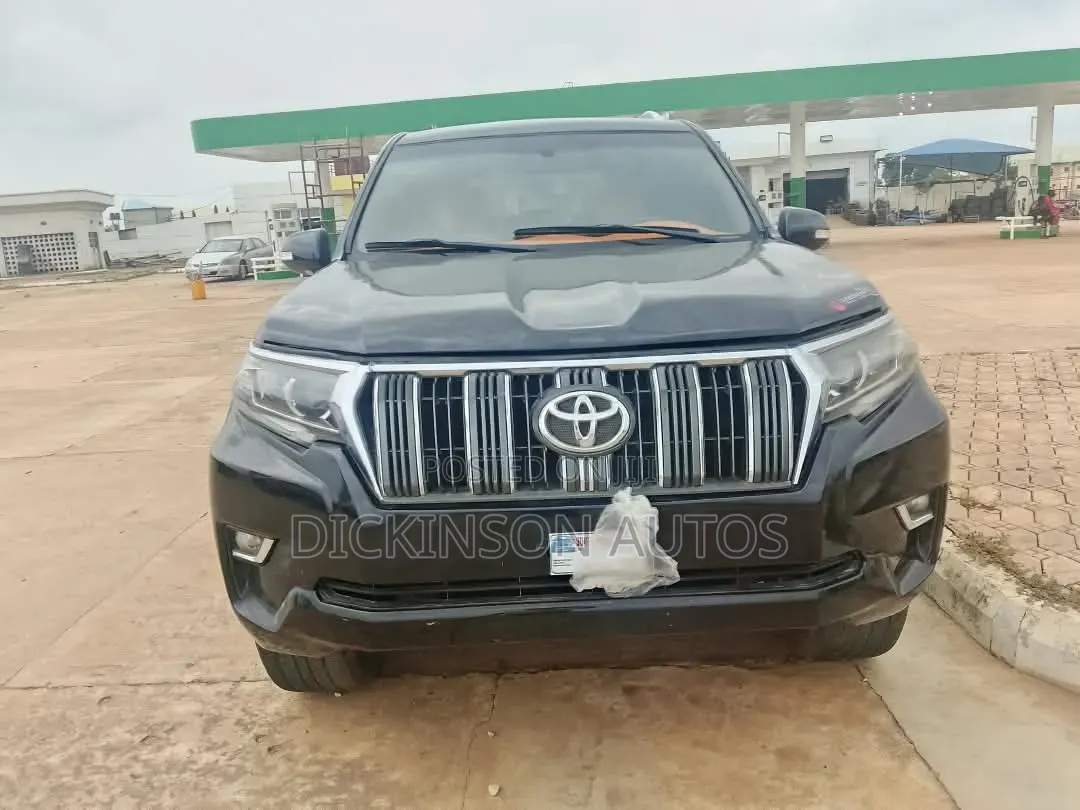 Toyota Land Cruiser 2009 Black