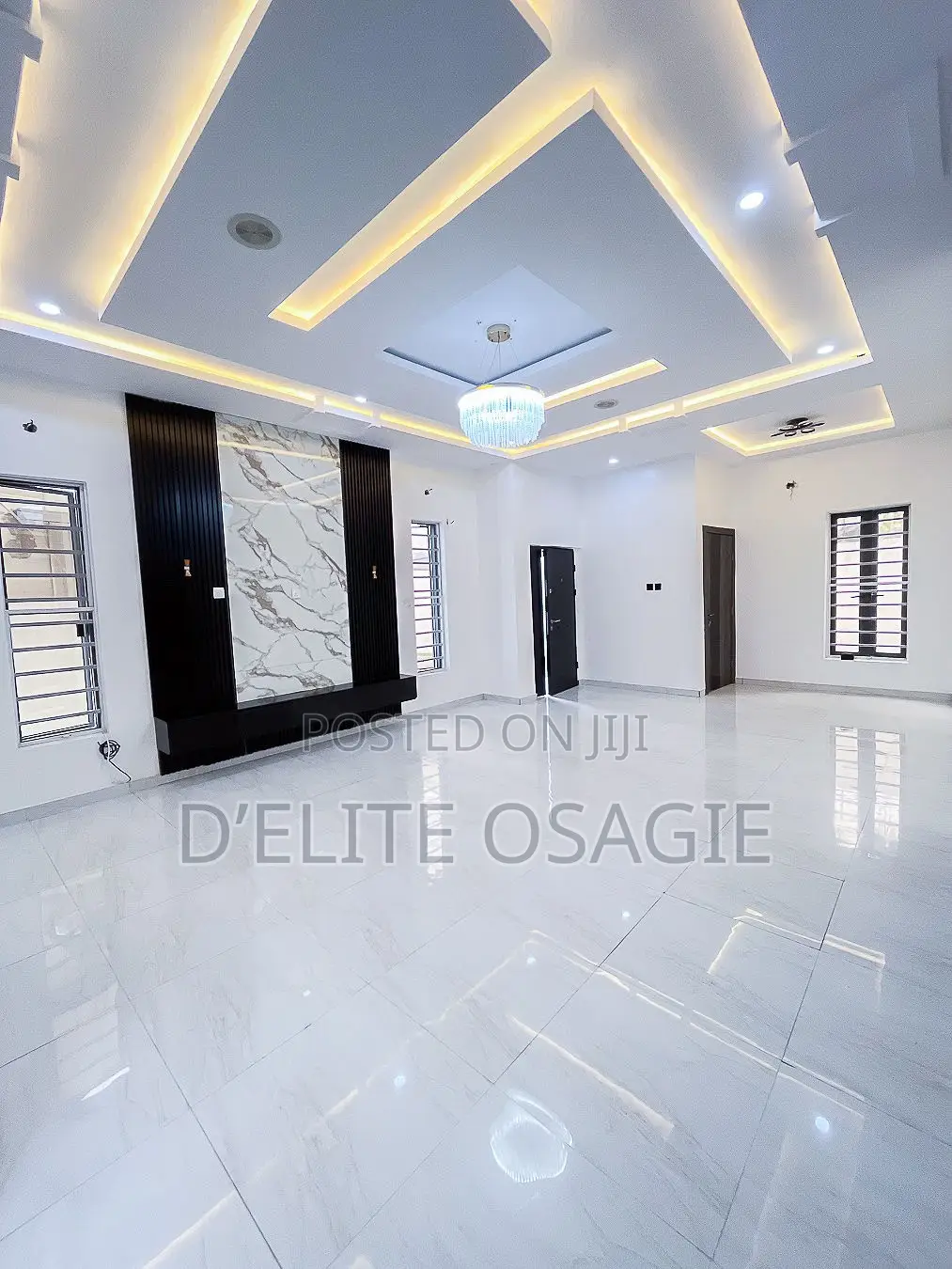 4bdrm Duplex in Agungi for sale