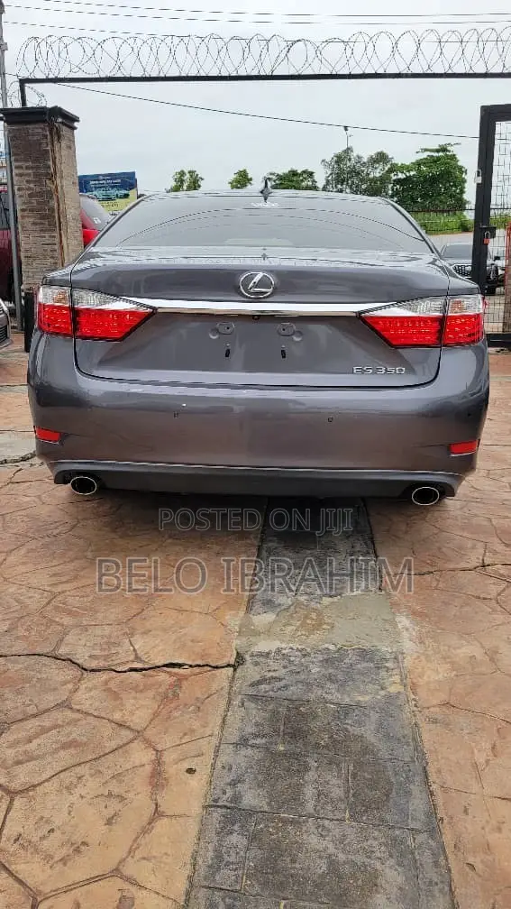 Lexus ES 2015 Gray