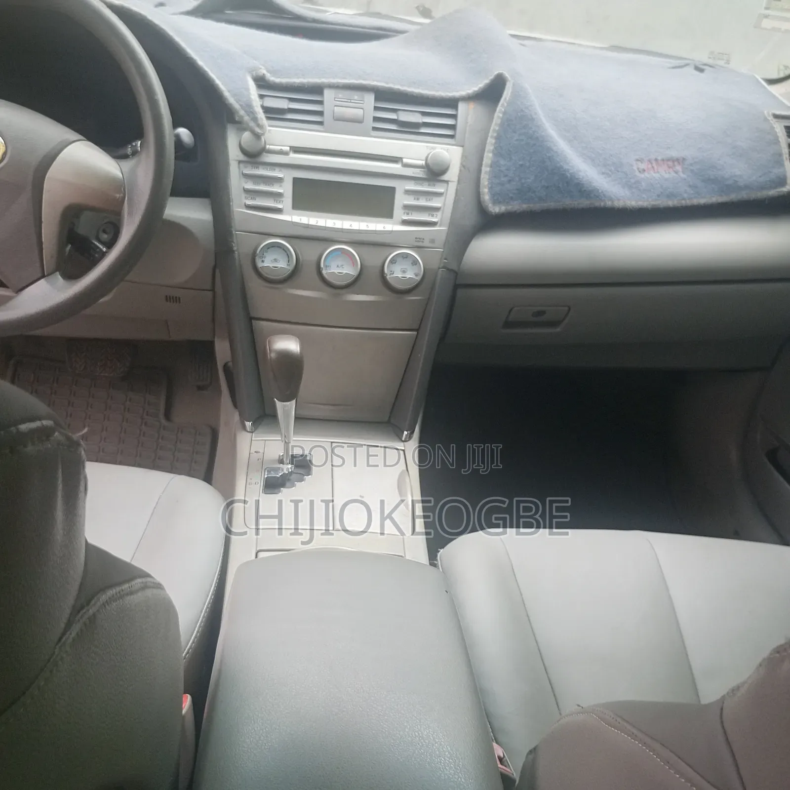 Toyota Camry 2011 Silver