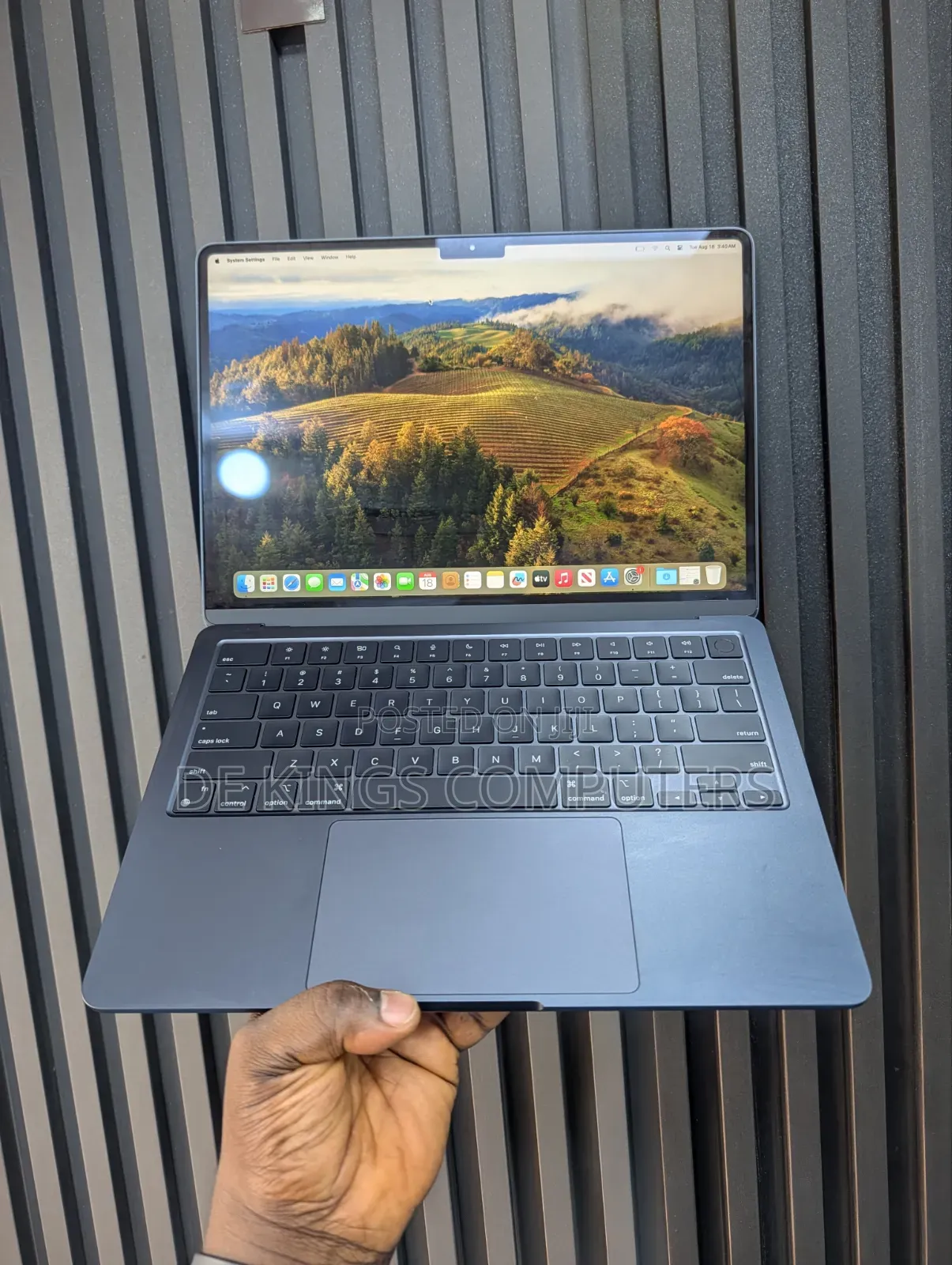 Laptop Apple MacBook Air 2022 M2 8GB Apple M2 SSD 256GB