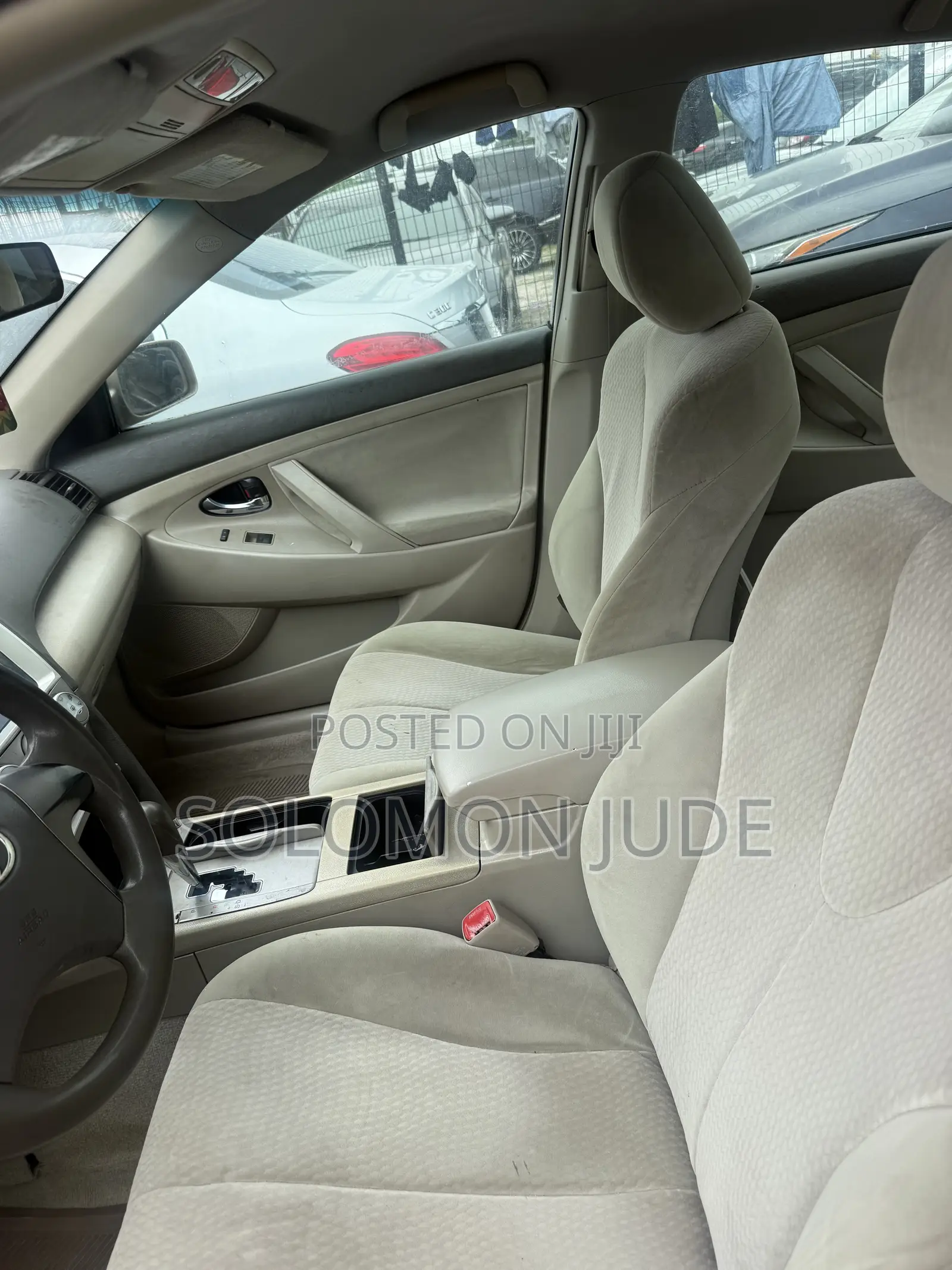 Toyota Camry 2010 Gold