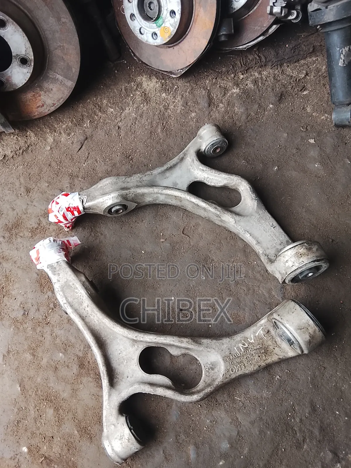 Set of Arms Audi Q7 2006/2013