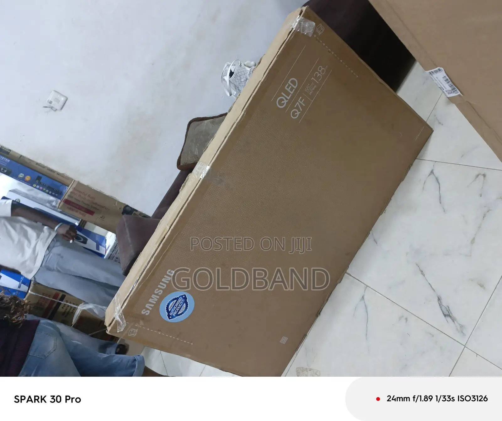 Samsung 55" QLED UHD TV – Your Ultimate Entertainment Screen