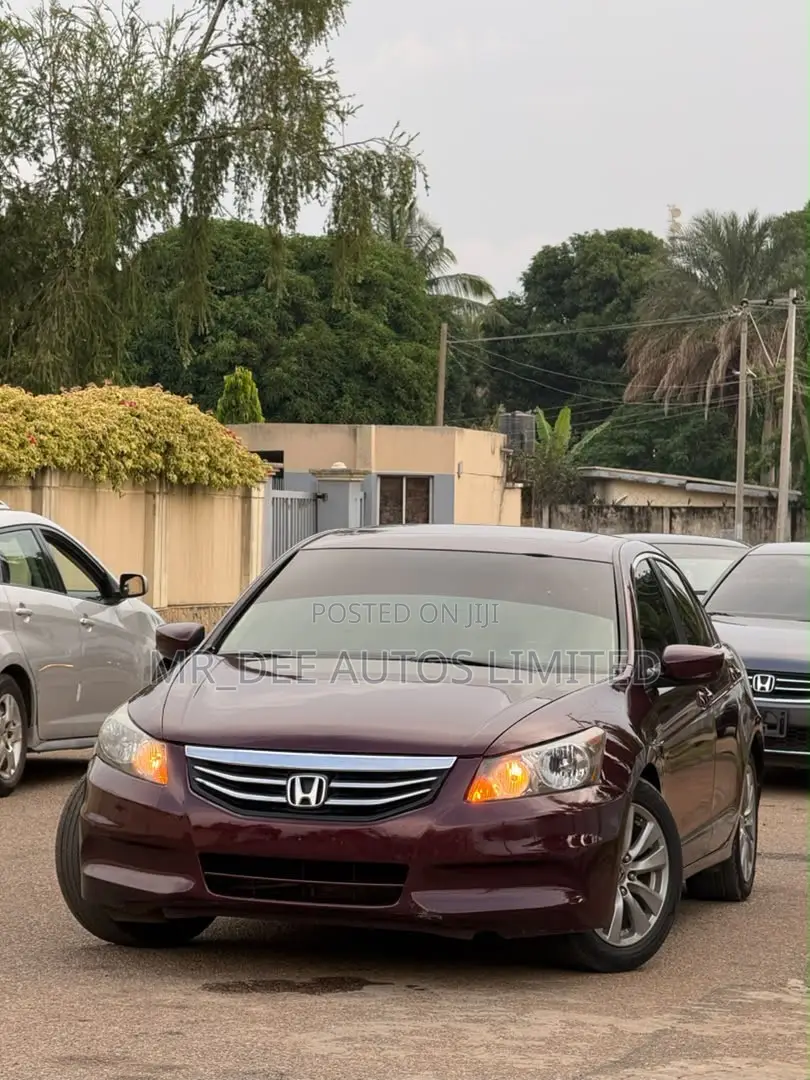 Honda Accord 2012 Maroon