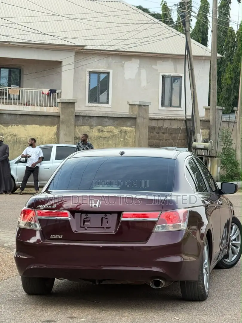Honda Accord 2012 Maroon
