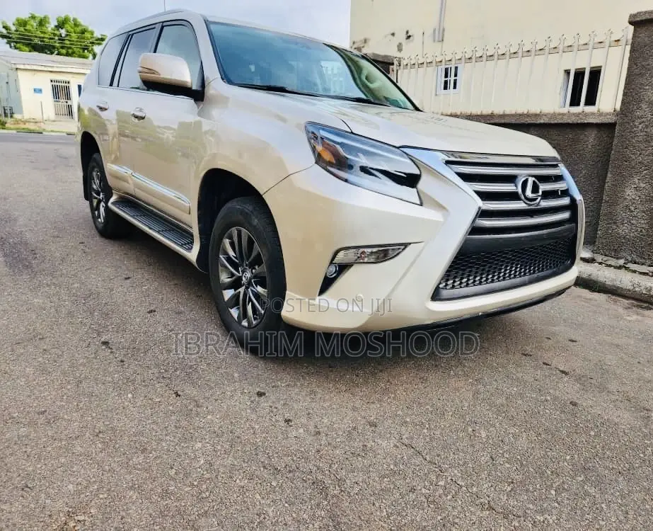 Lexus GX 460 Luxury 2015 Gold