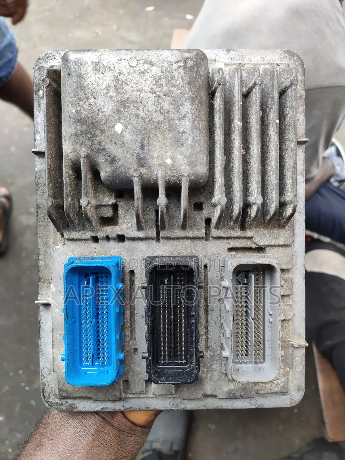 Tokunbo ECU Brainbox for Chevrolet Equinox 4 Plug
