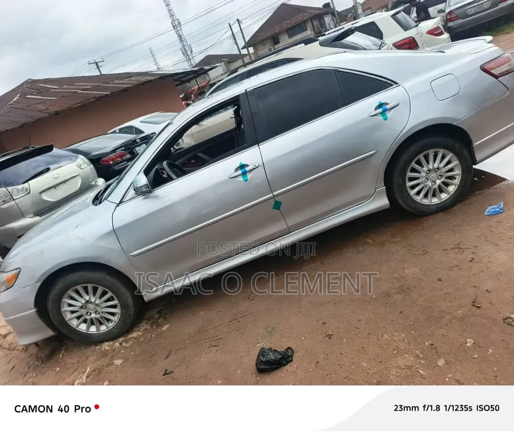 Toyota Camry 2011 Silver