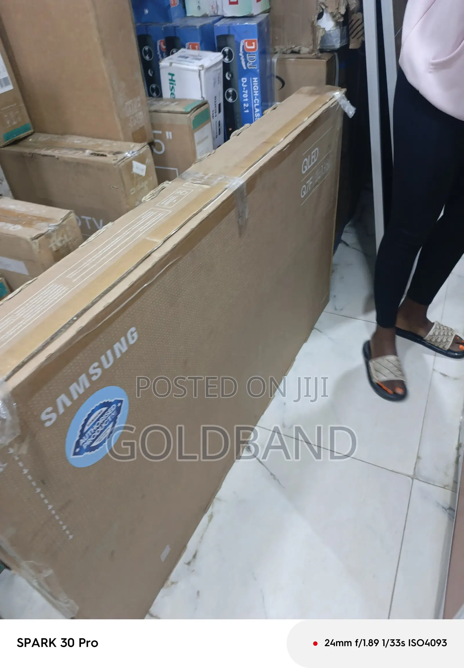 Samsung 55-Inch QLED Smart TV – Upgrade Your Home