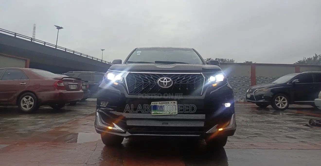 Toyota Land Cruiser Prado 4.0 Petrol TX-L 2012 Black