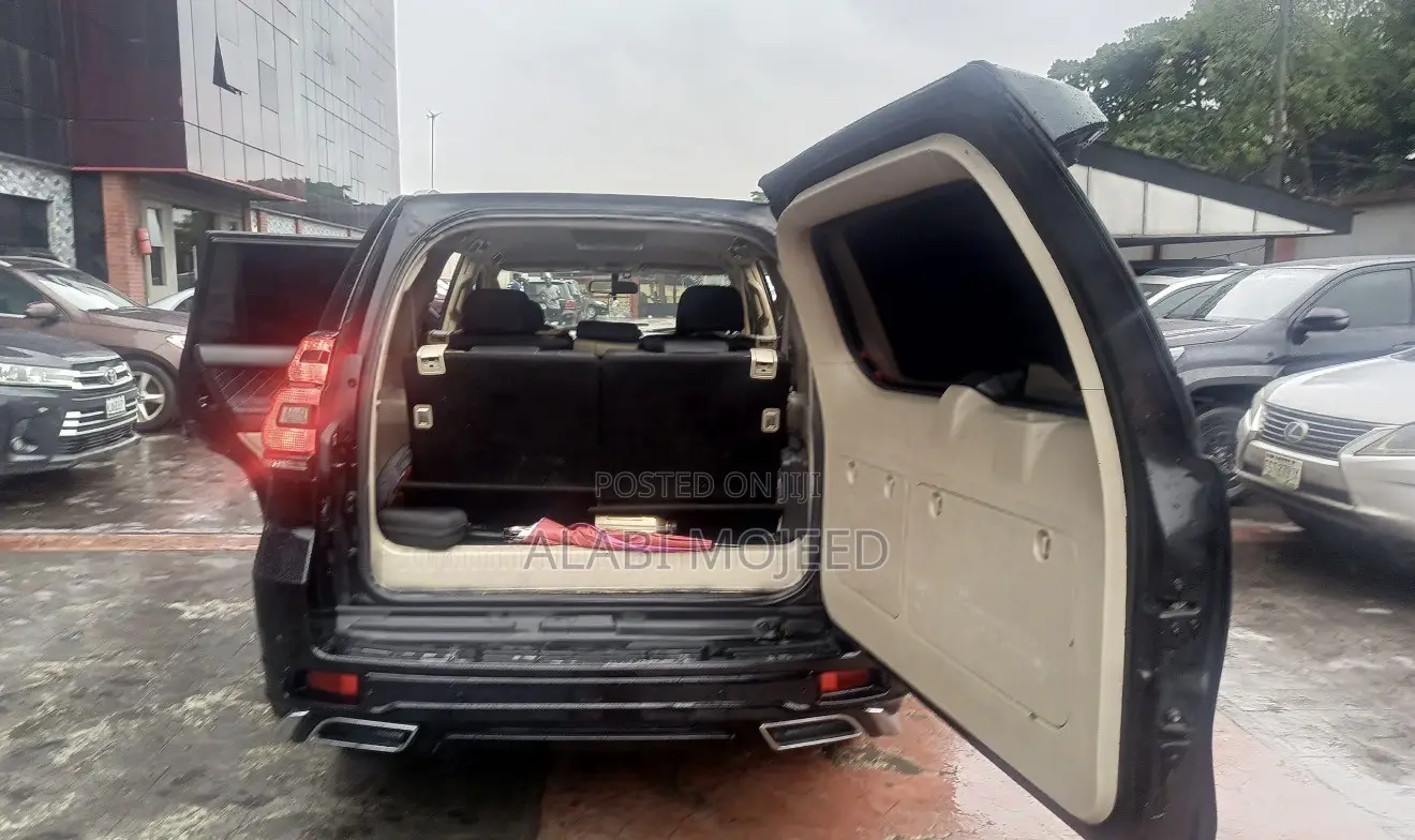Toyota Land Cruiser Prado 4.0 Petrol TX-L 2012 Black