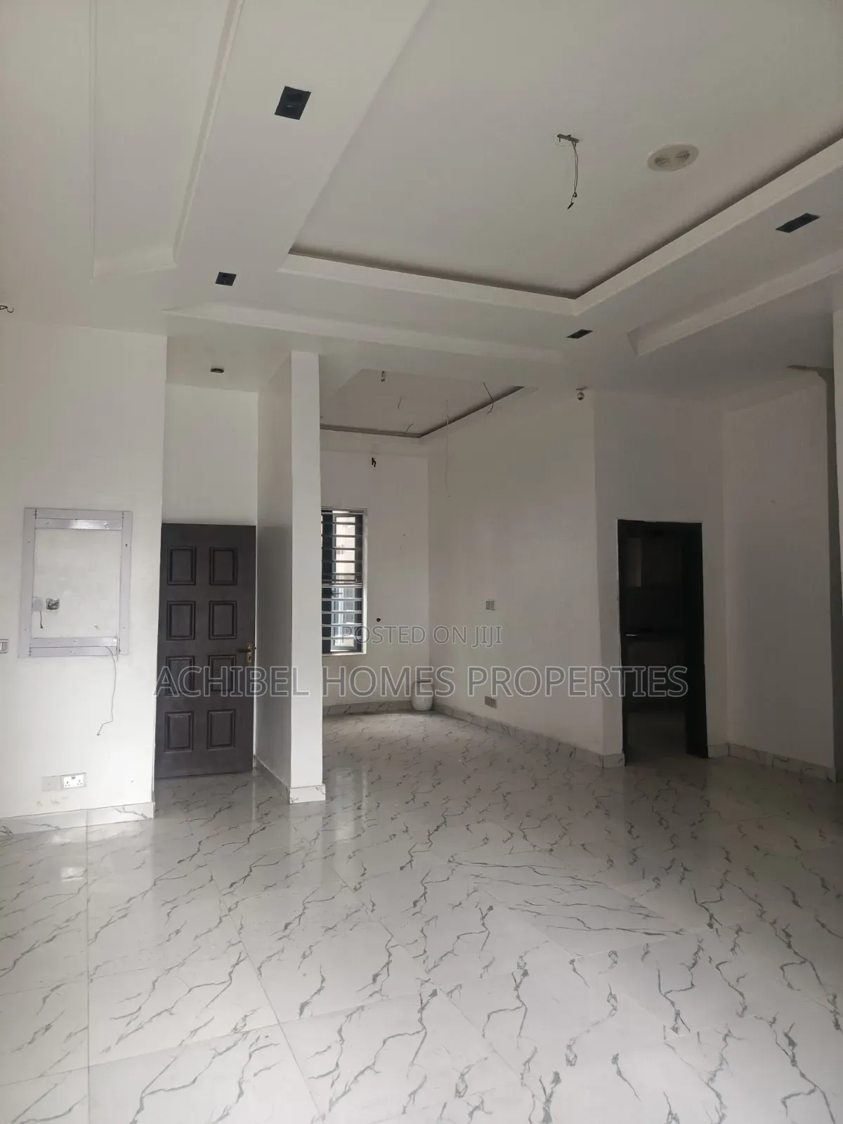 4bdrm Duplex in Off Freedom Way, Lekki Phase 1 for rent