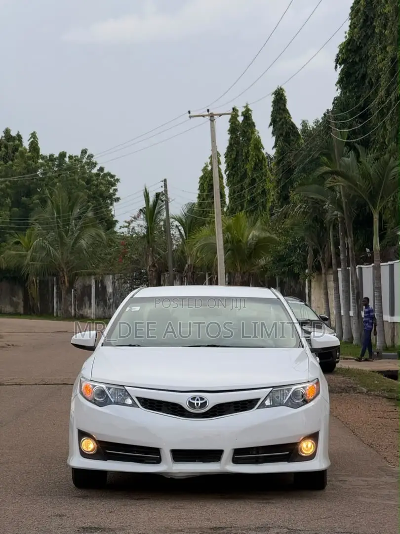 Toyota Camry 2013 White