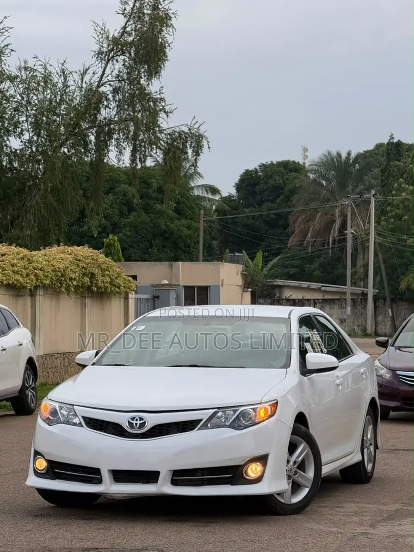 Toyota Camry 2013 White