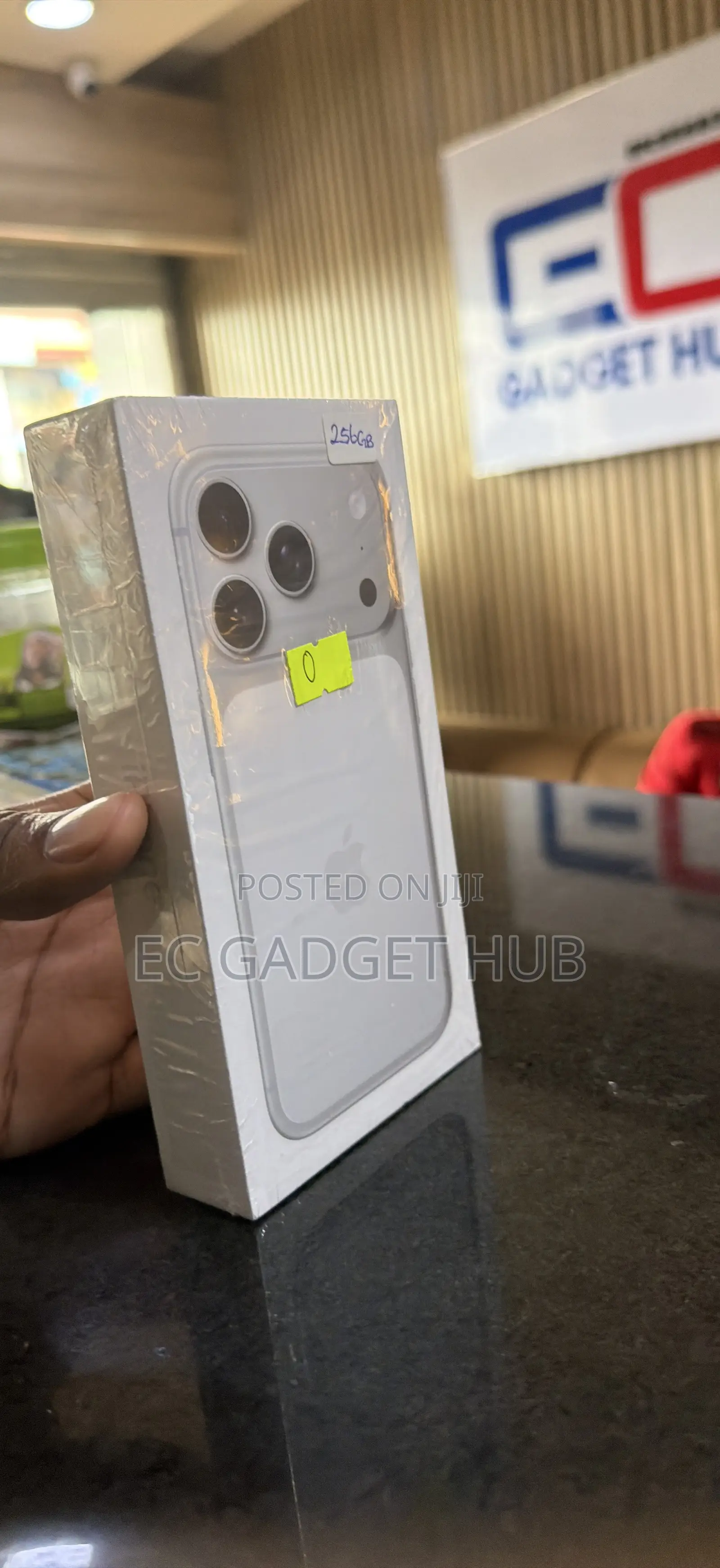 New Apple iPhone 17 Pro 256 GB White