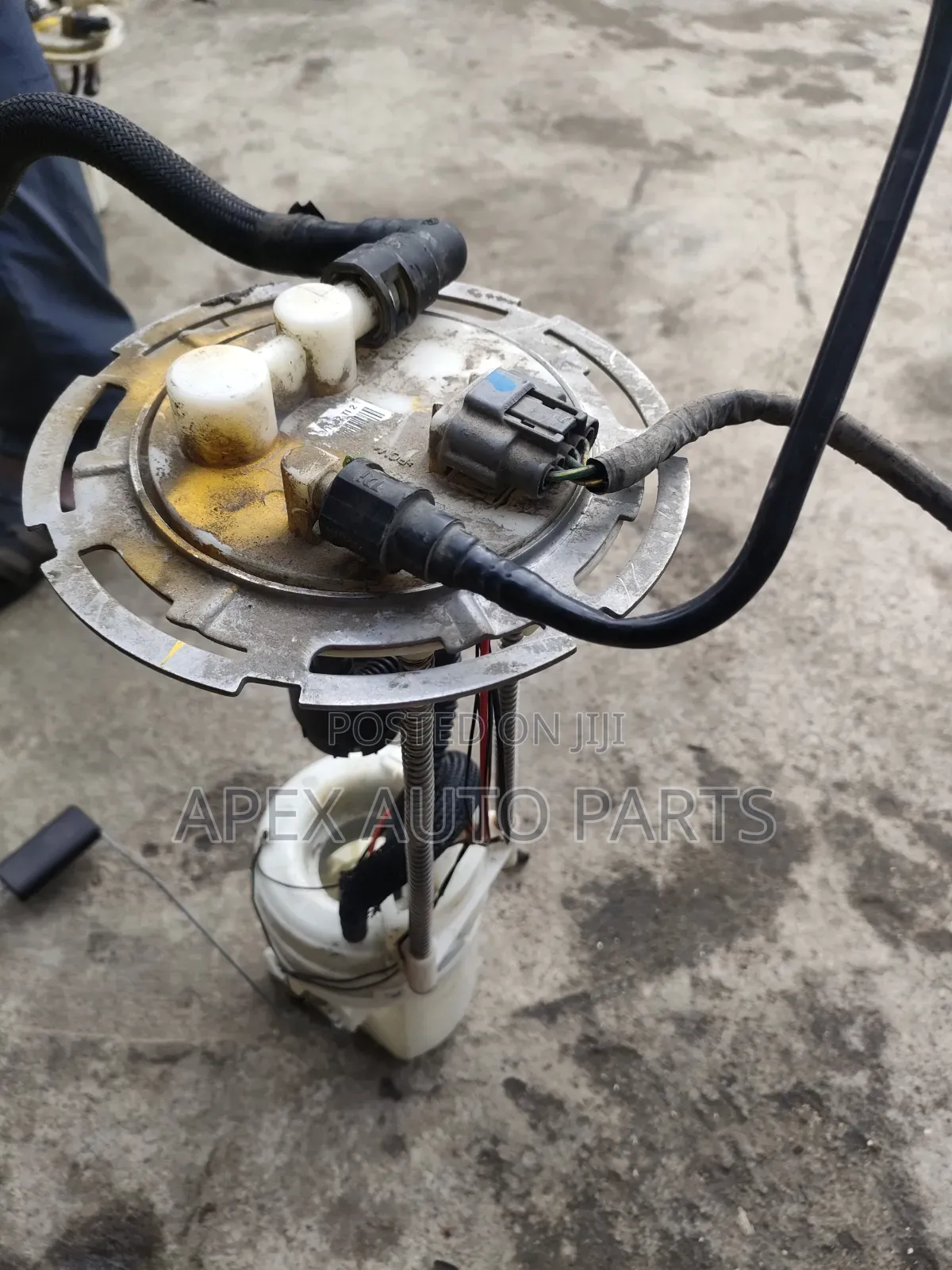 Tokunbo Complete Fuel Pump for Nissan Patrol Y62 2018