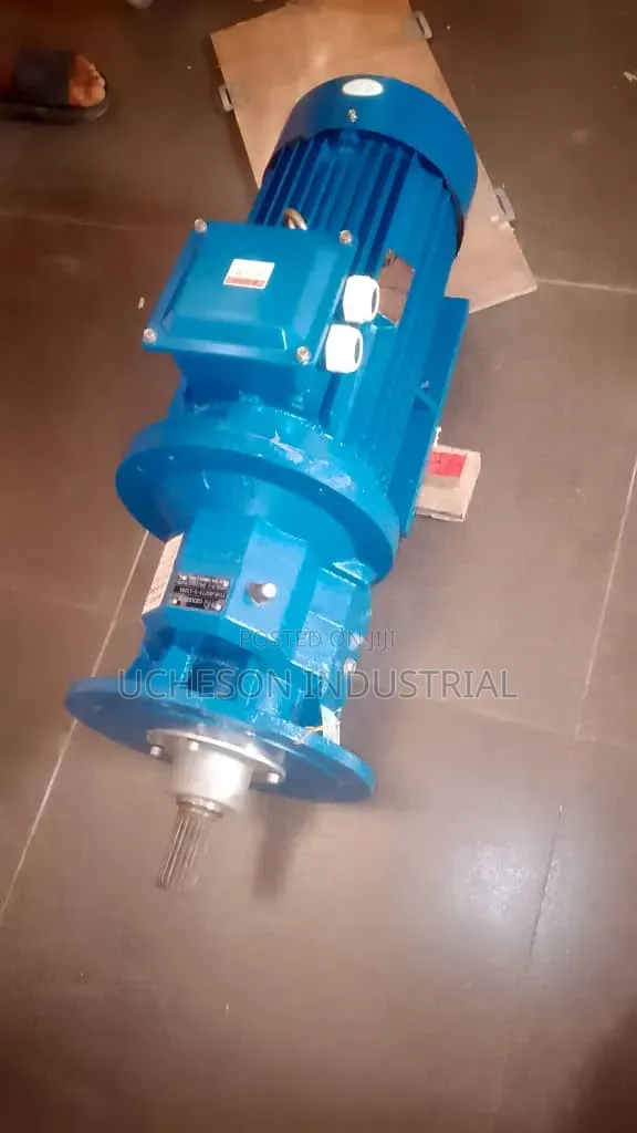 7.5kwSpline Shaft Gearmotor