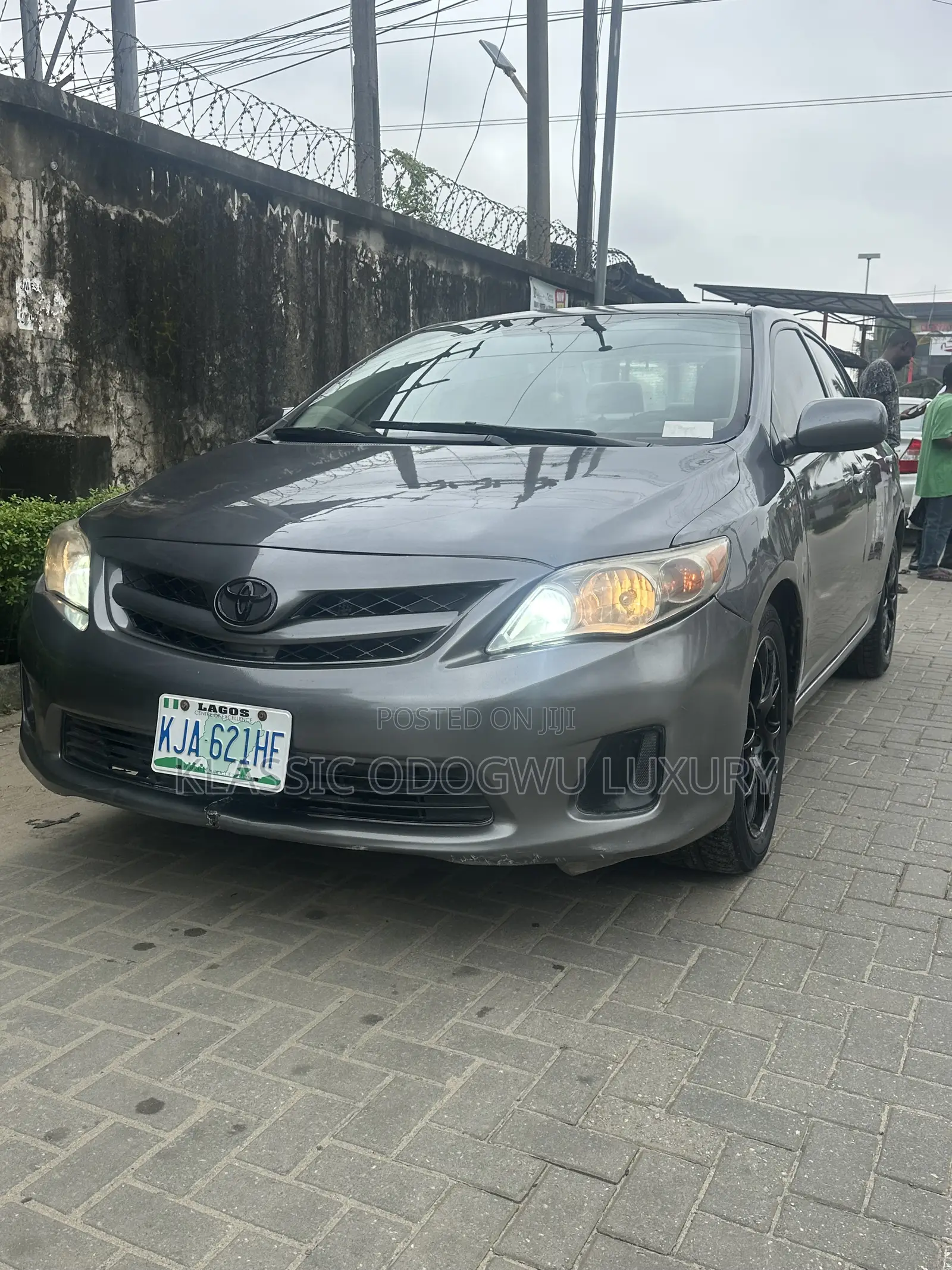 Toyota Corolla 2012 Gray