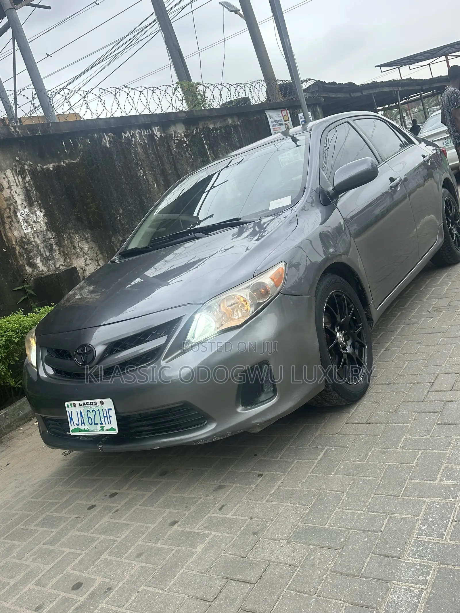 Toyota Corolla 2012 Gray