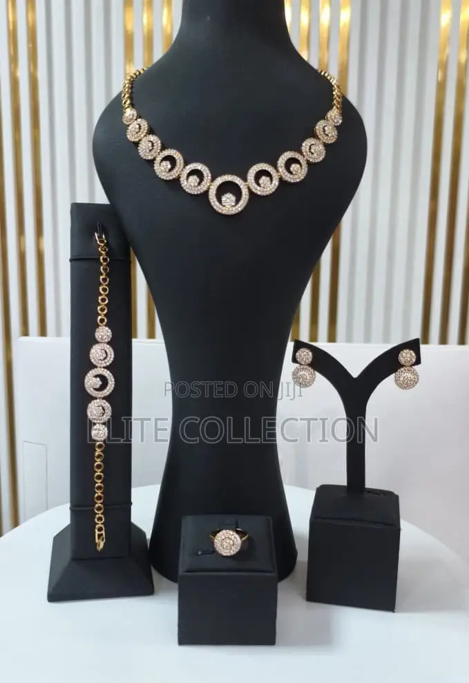 Original Jewelry Set for Special Occasions