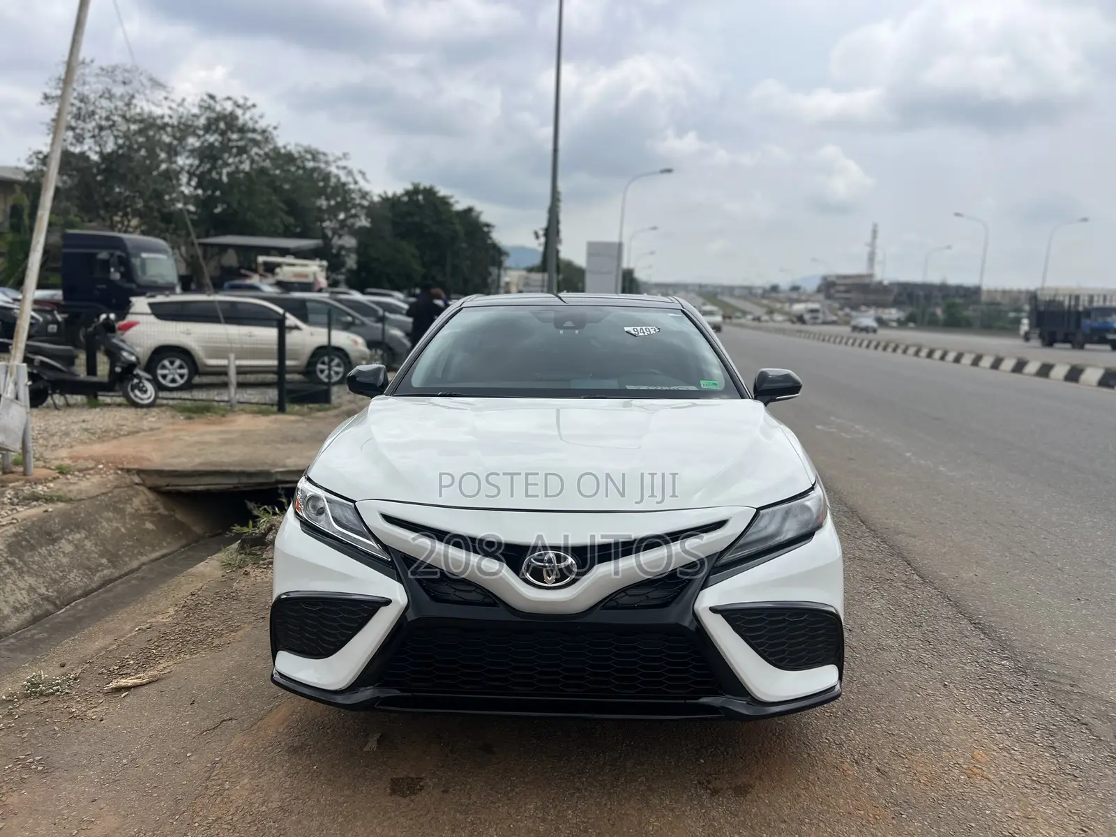 Toyota Camry XSE 2023 White