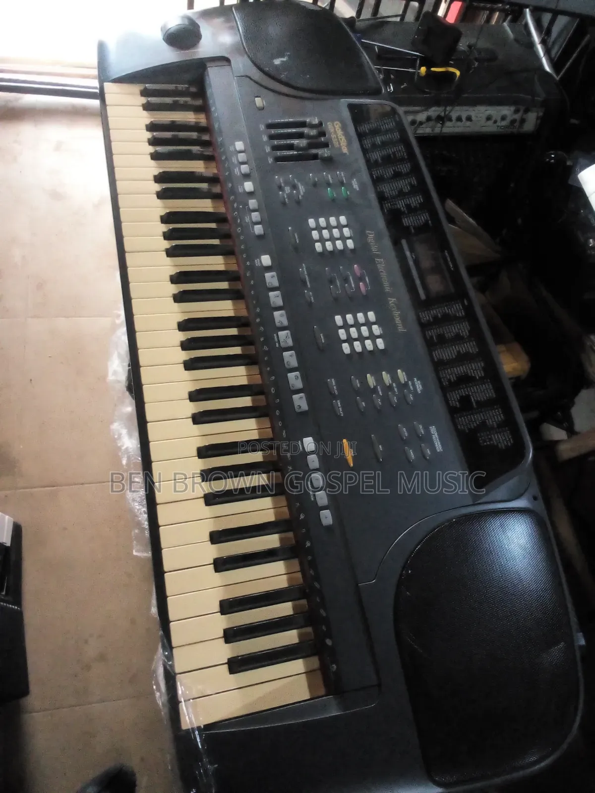 Uk-Used Goldstar GEEK-S325 Electronic Keyboard