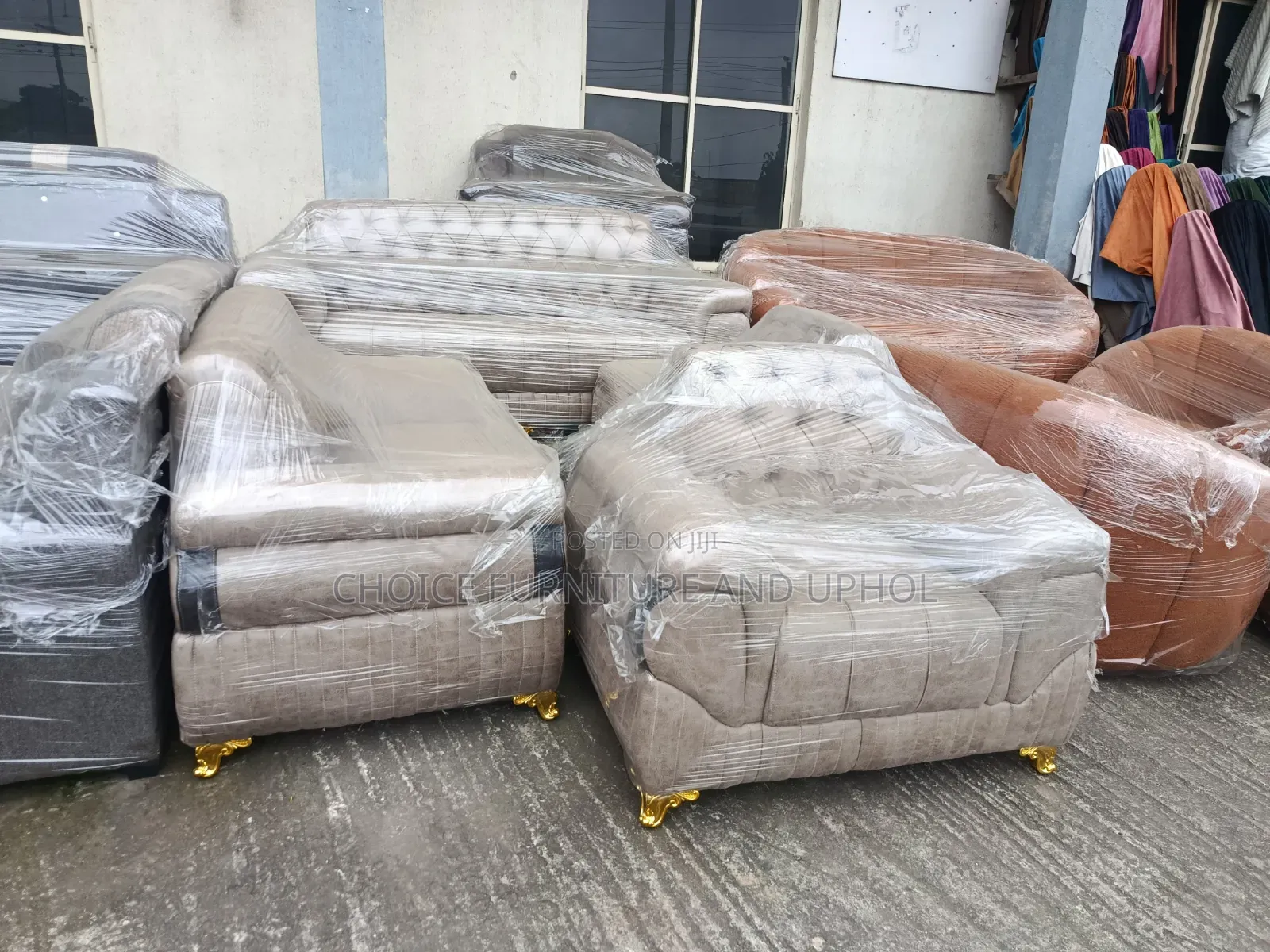 Beautiful Sofa Set of Chair 7-Seater