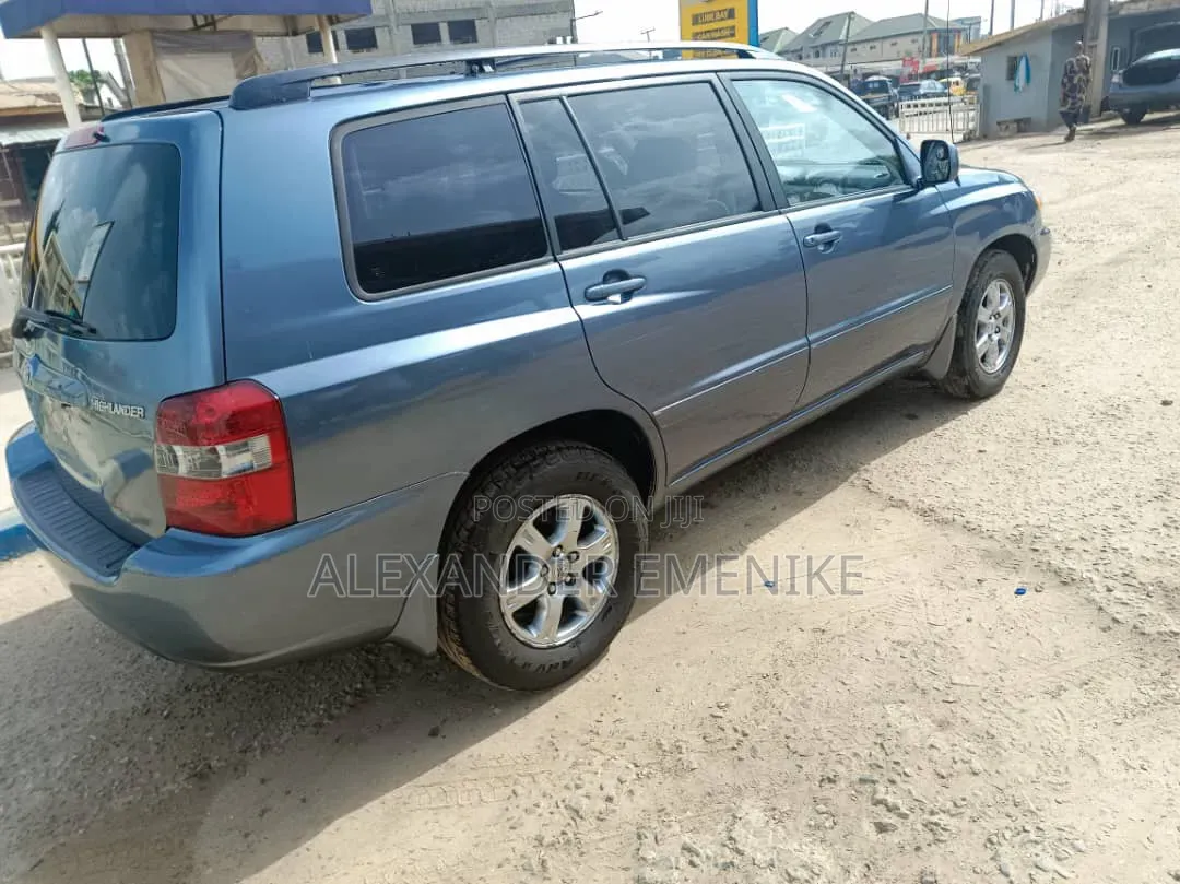 Toyota Highlander 2006 Blue
