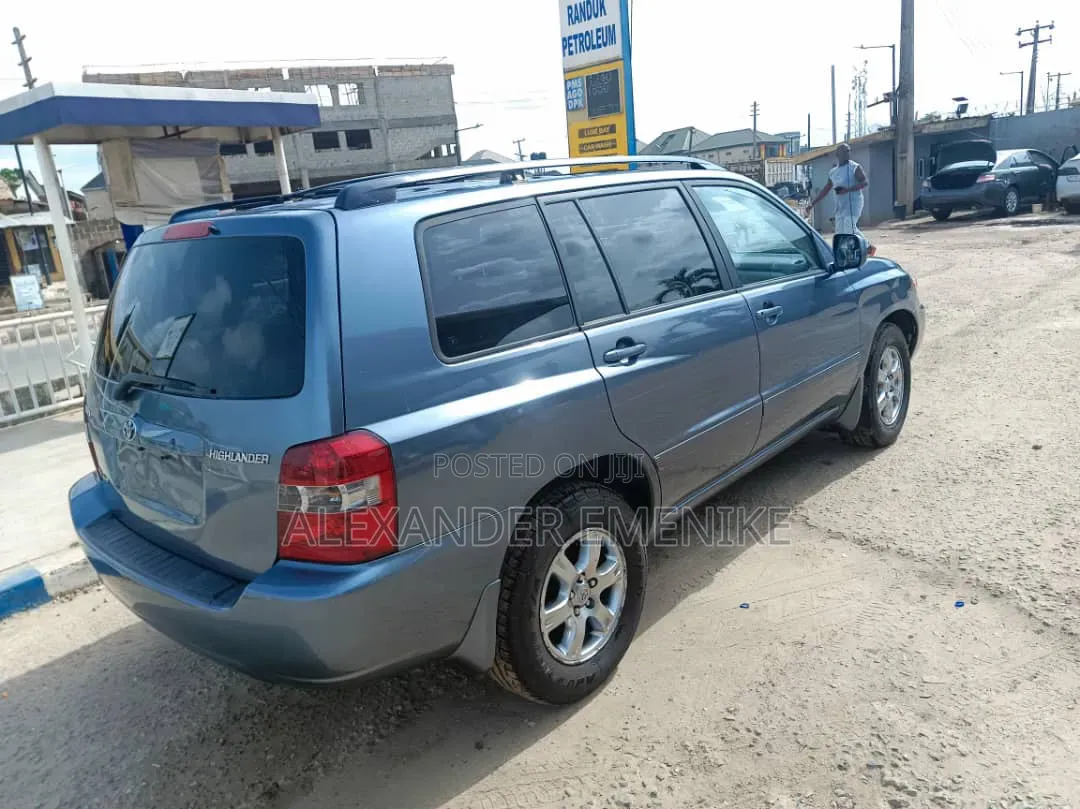 Toyota Highlander 2006 Blue