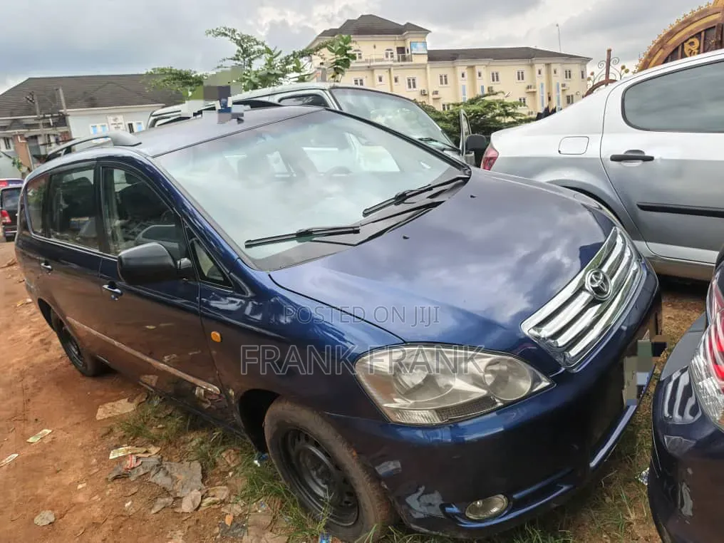 Toyota Picnic 2.0 FWD 2006 Blue