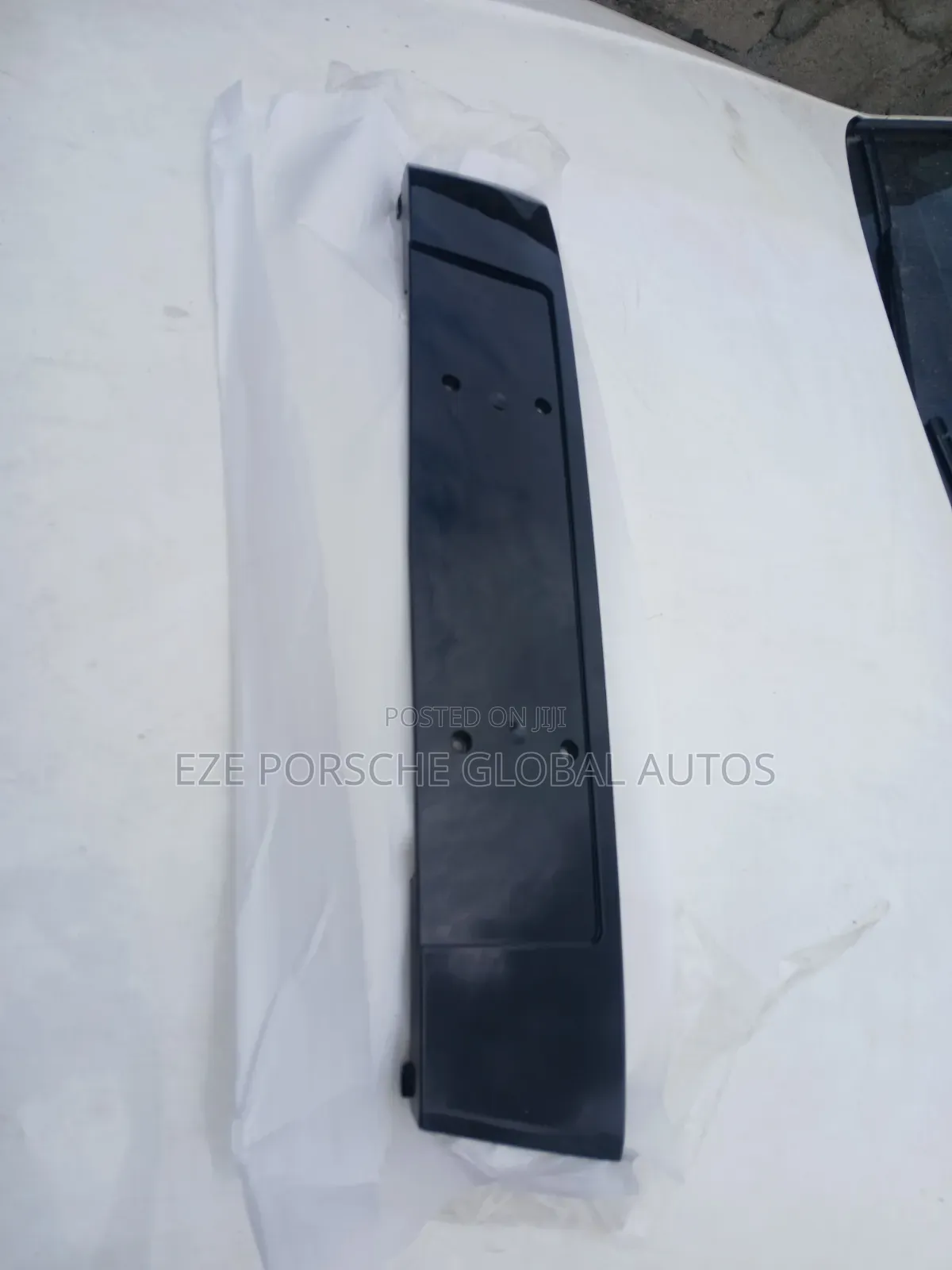 Plate Number Seating Audi Q7