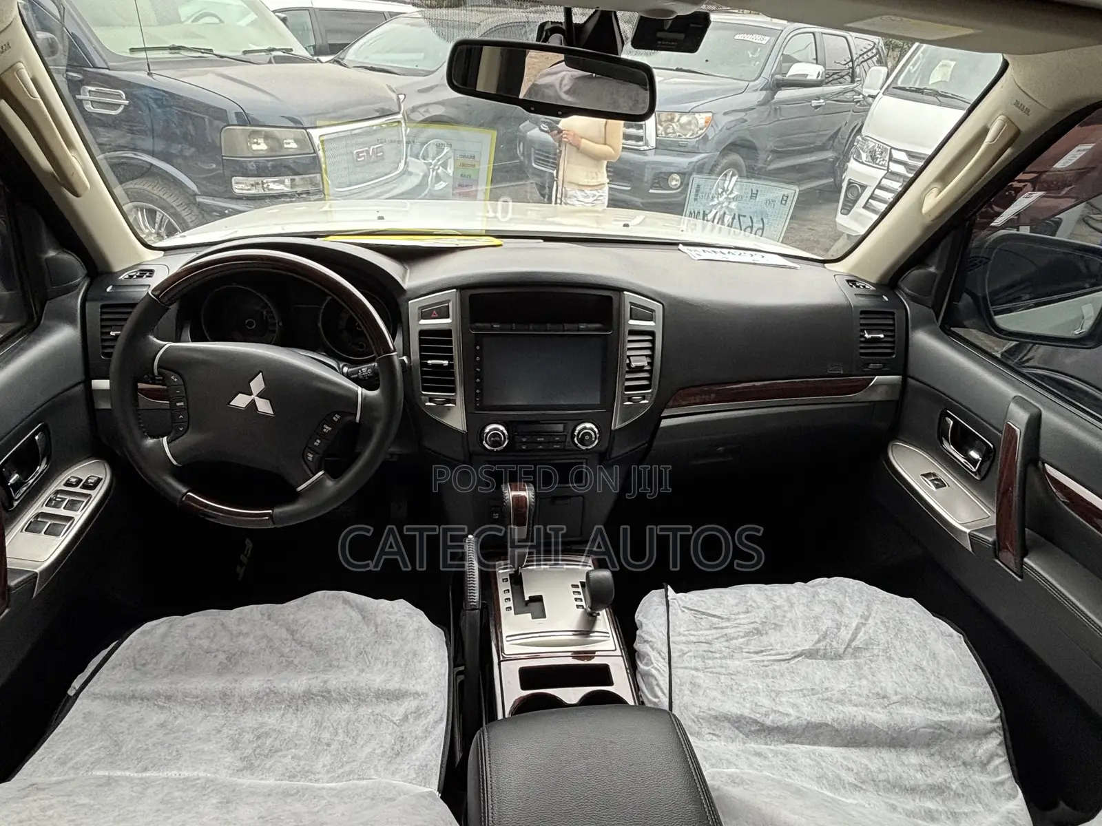 Mitsubishi Pajero 2018 Black