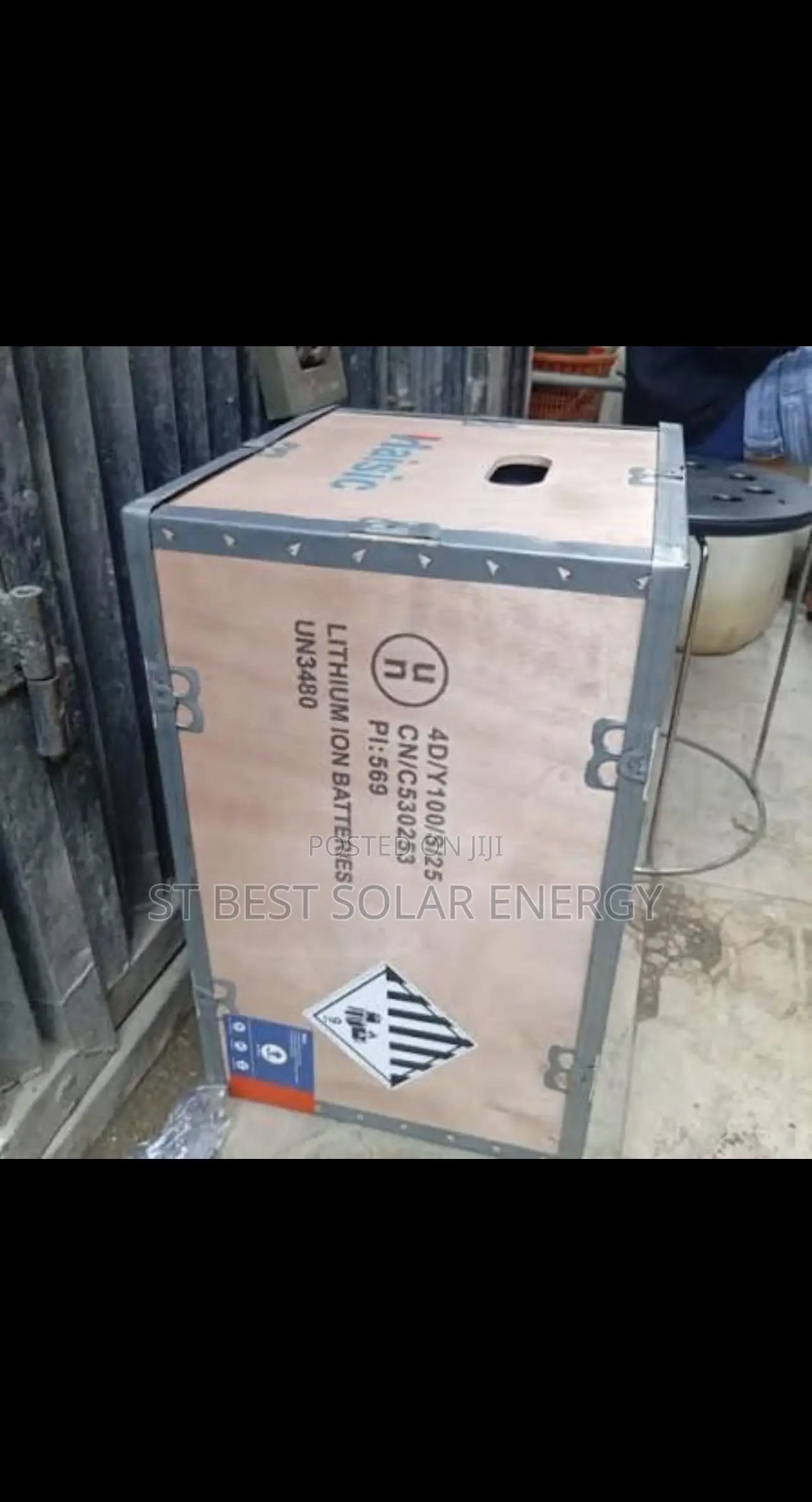 White Colour Haisic 8kwh Lithium Ion Battery