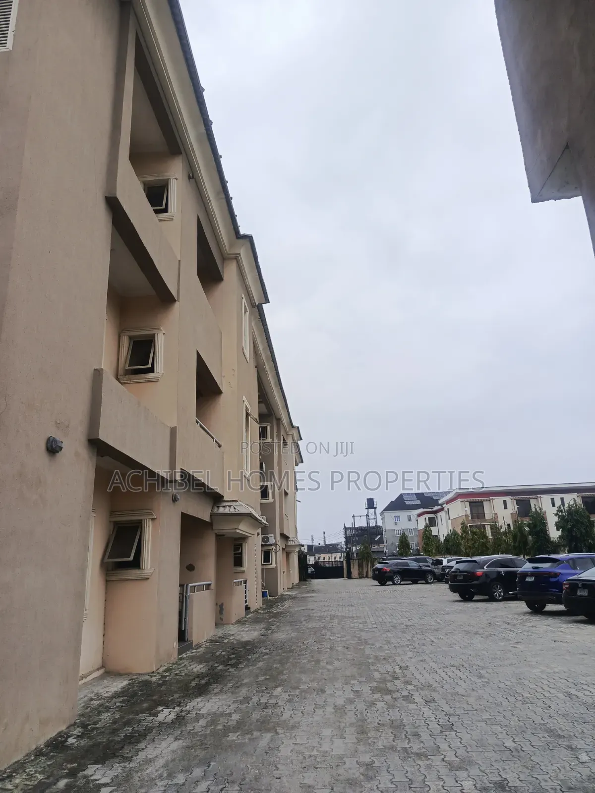 2bdrm Apartment in Near Prime Water, Lekki Phase 1 for rent