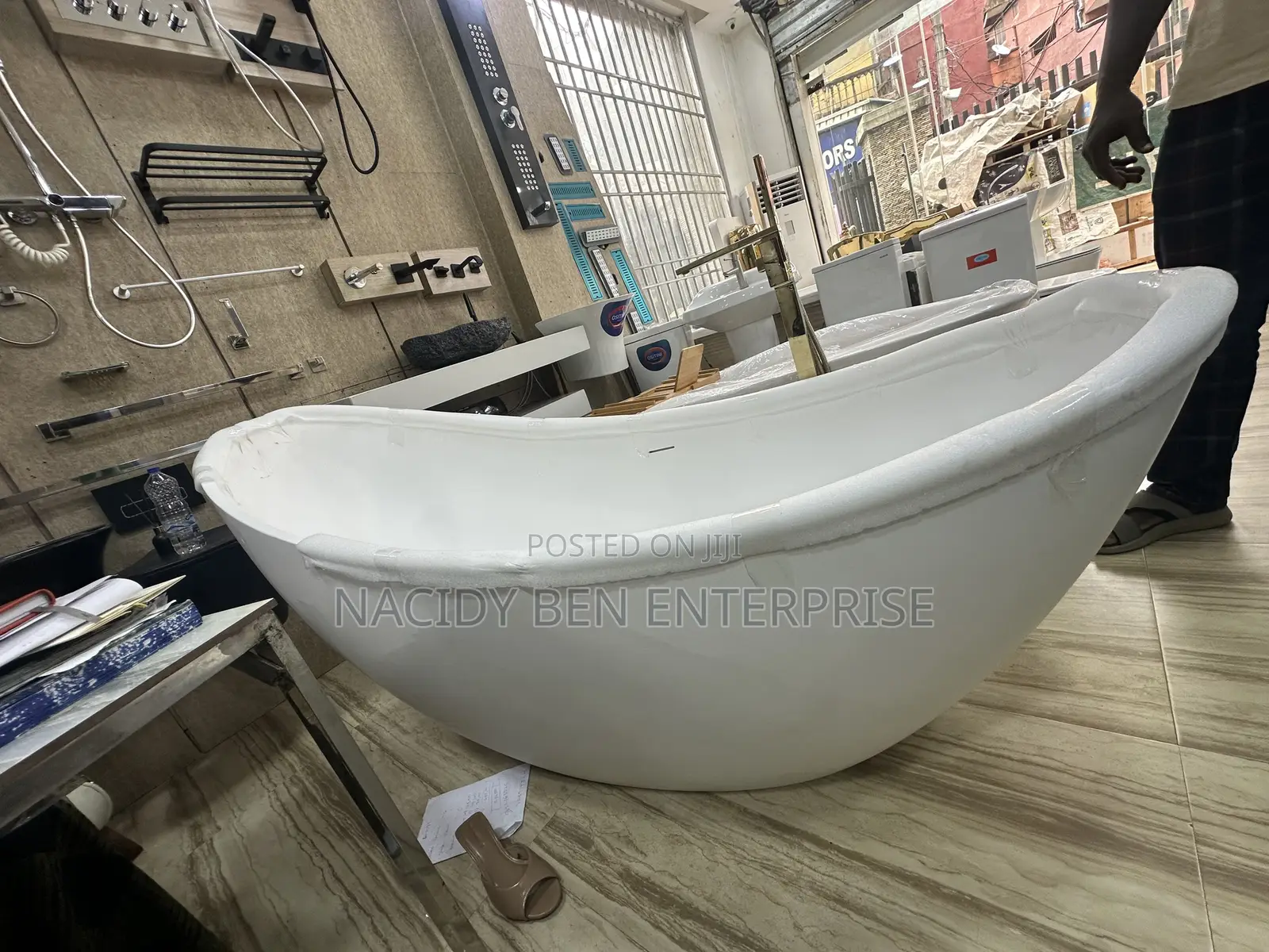 Free Standing Slipper Bathtub