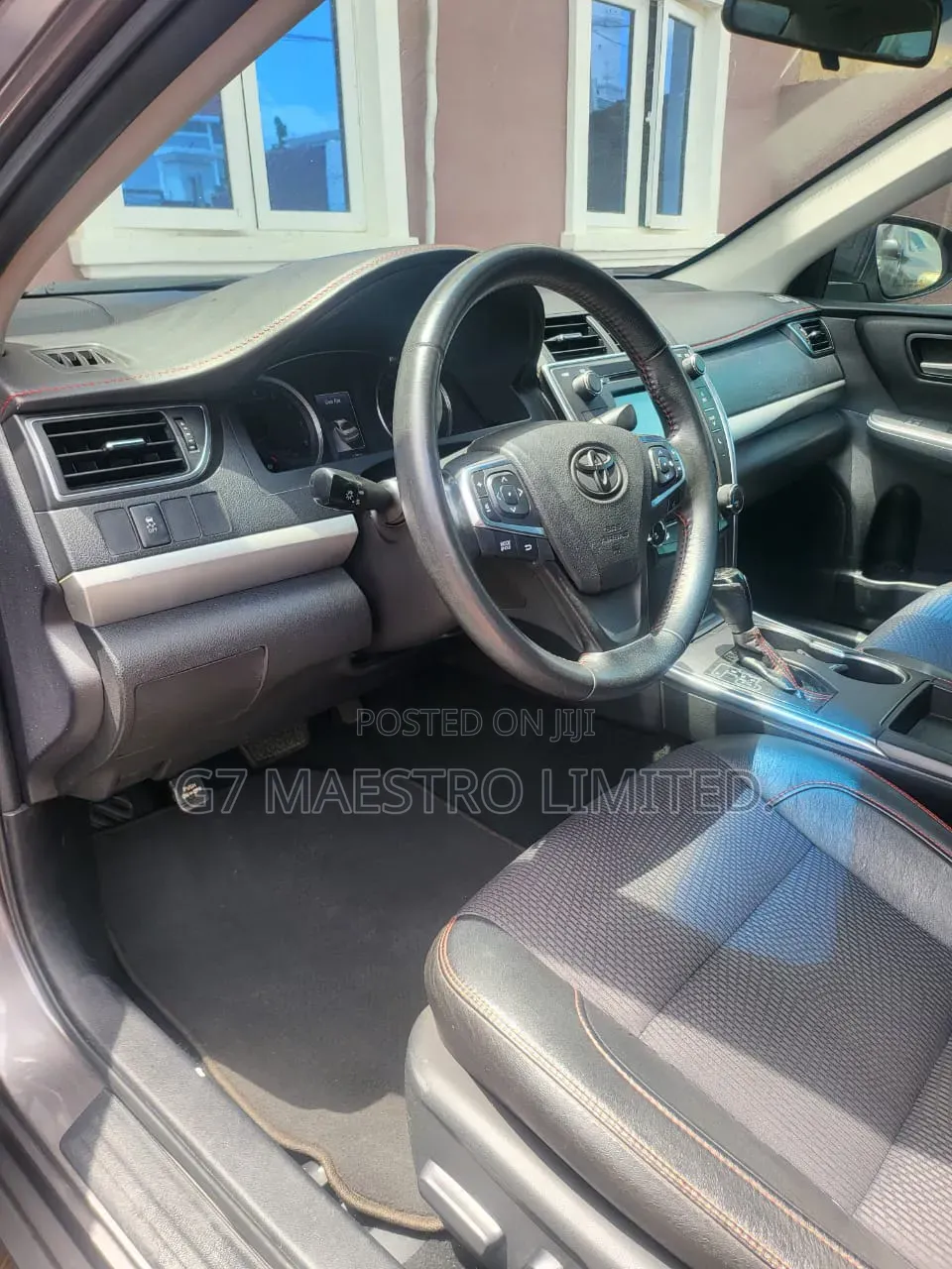 Toyota Camry SE 4dr Sedan (2.5L 4cyl 6A) 2017 Gray