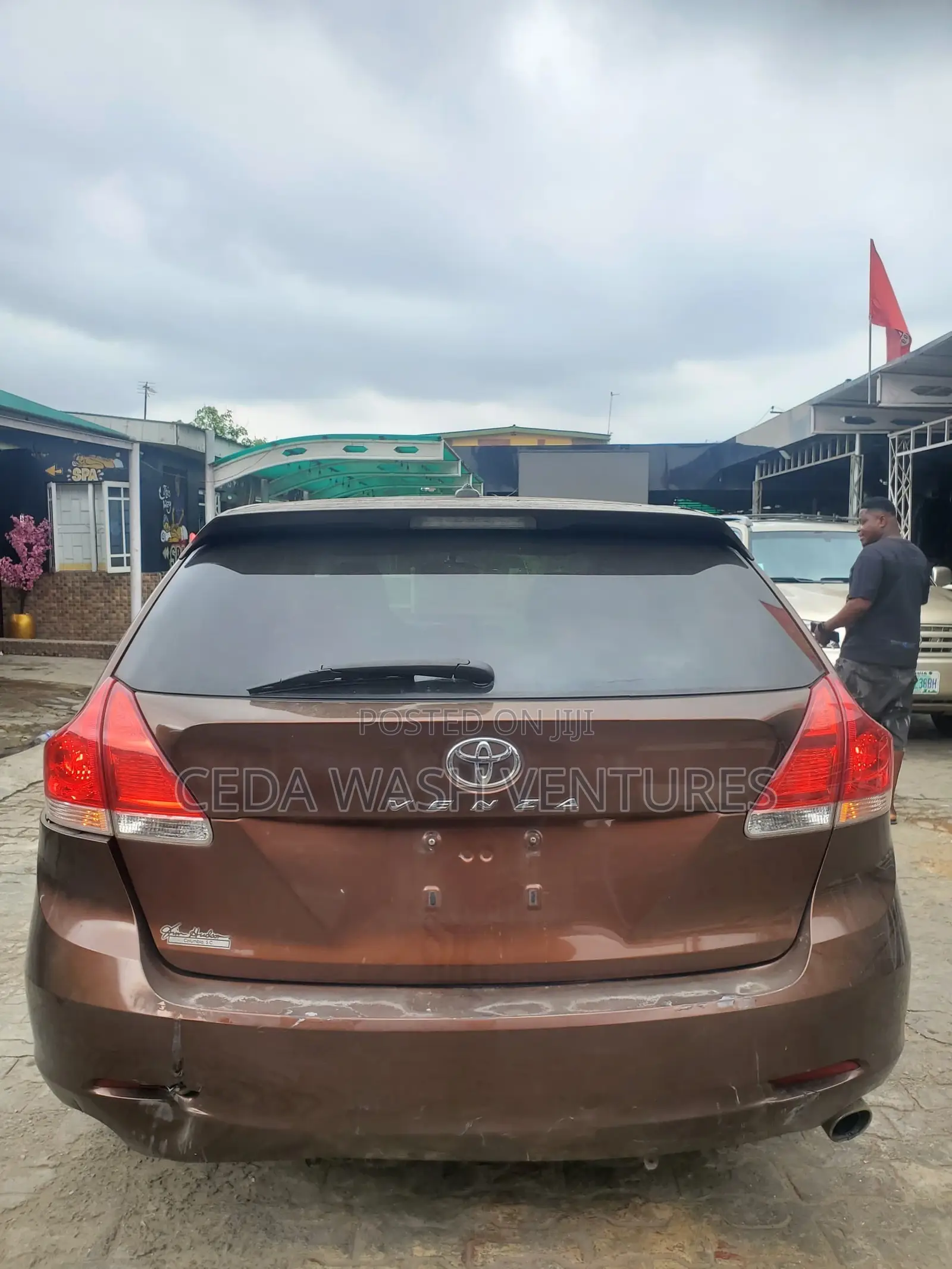 Toyota Venza LE 2010 Brown