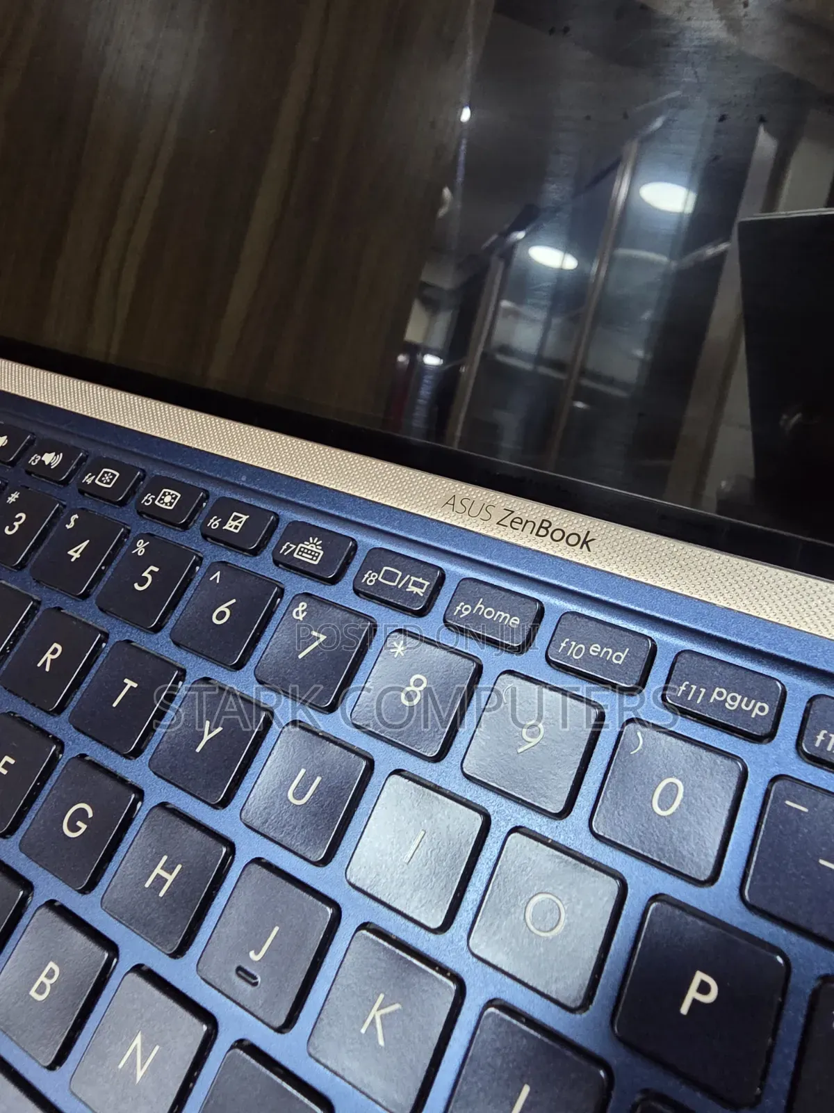 Laptop Asus ZenBook UX510UW 8GB Intel Core i5 SSD 256GB