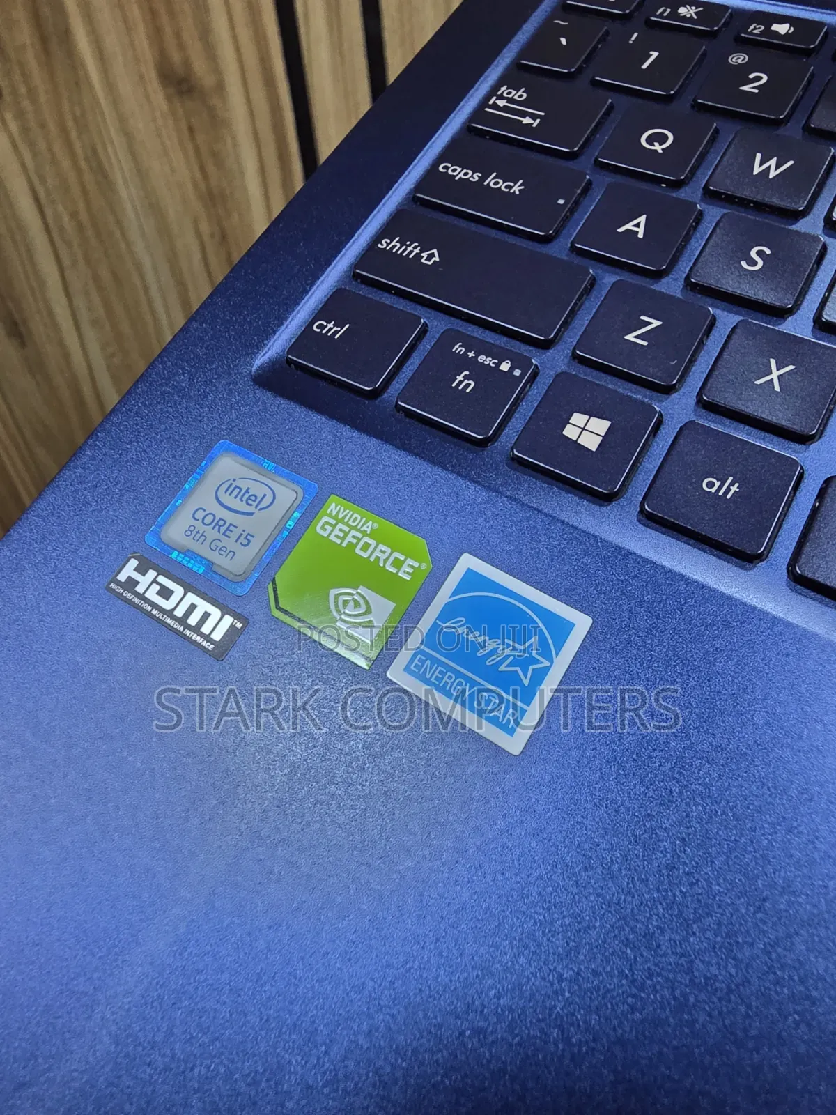 Laptop Asus ZenBook UX510UW 8GB Intel Core i5 SSD 256GB
