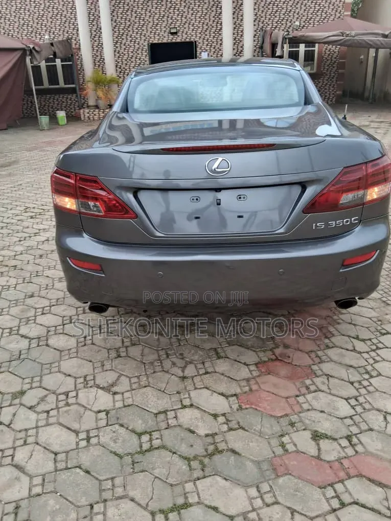 Lexus IS 2012 Gray