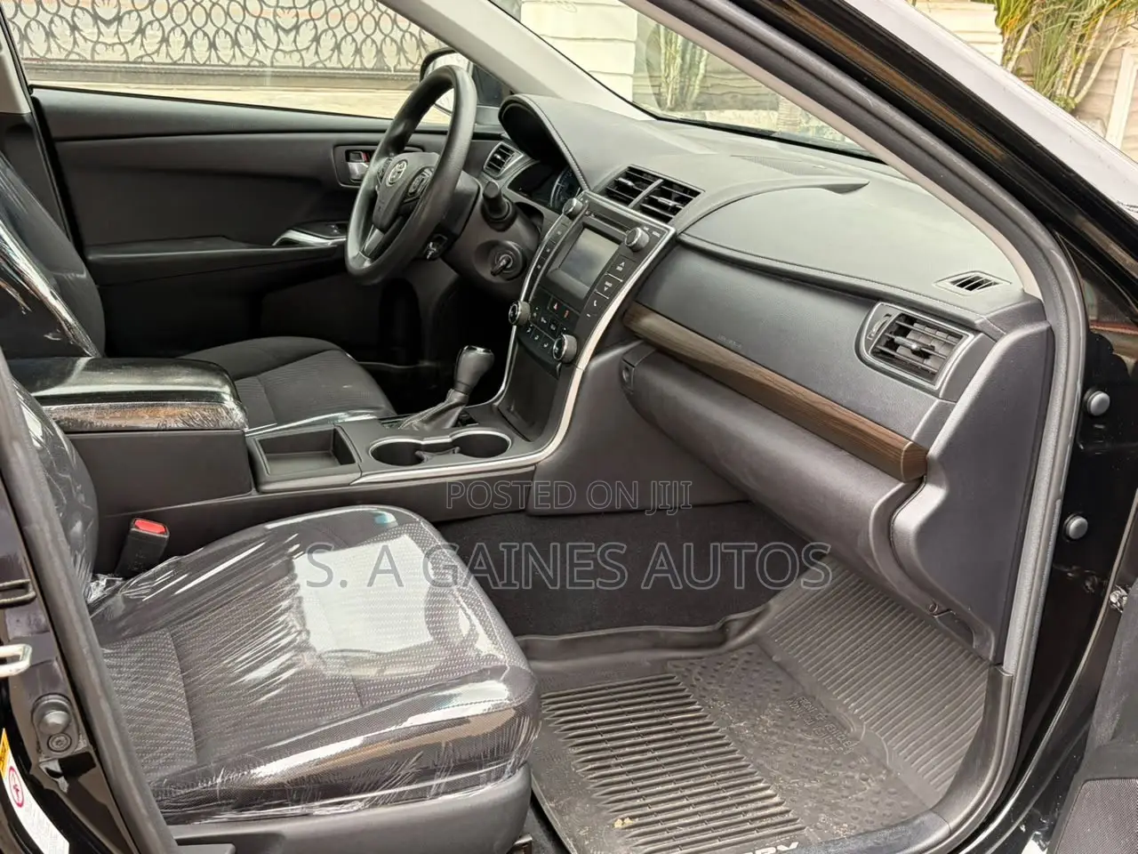 Toyota Camry LE 4dr Sedan (2.5L 4cyl 6A) 2017 Black