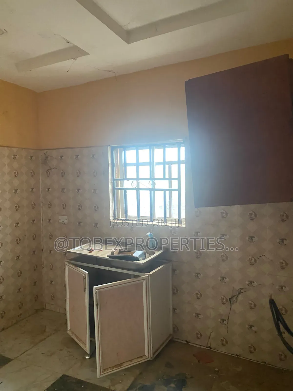 2bdrm Bungalow in City College, Karu for rent