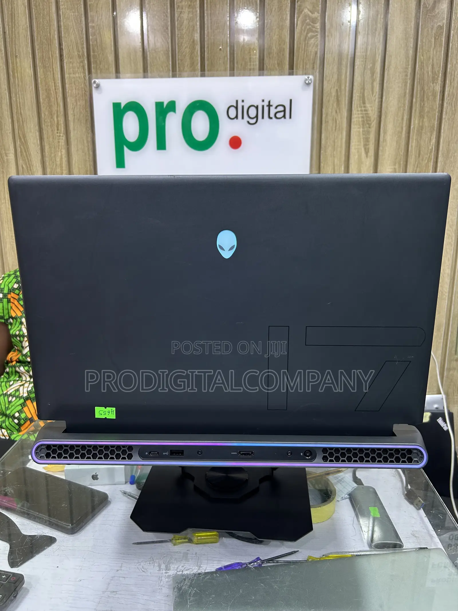 Laptop Alienware m17 R5 16GB AMD Ryzen 7 SSD 512GB